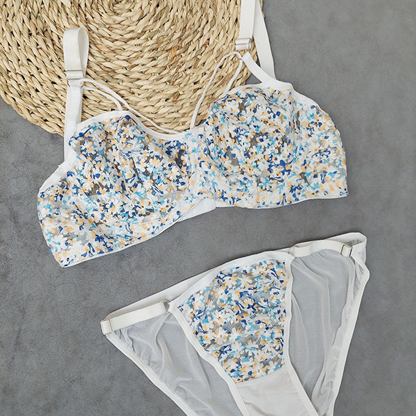 ست لباس زیر گیپور هارنس دار مدل دلارام